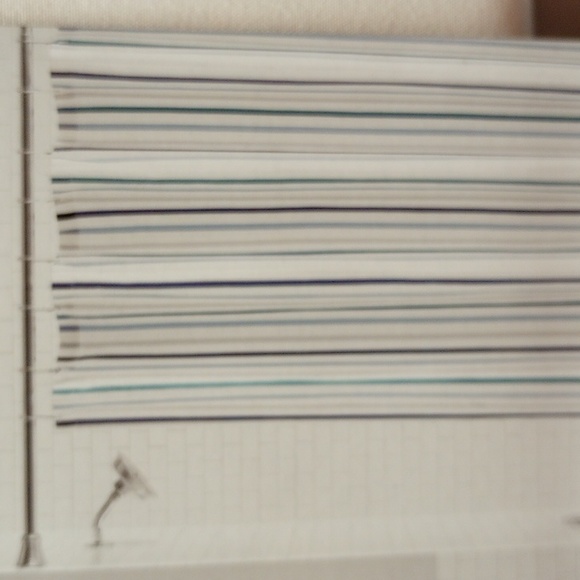 Fabric shower curtain with hooks - Picture 2 of 3